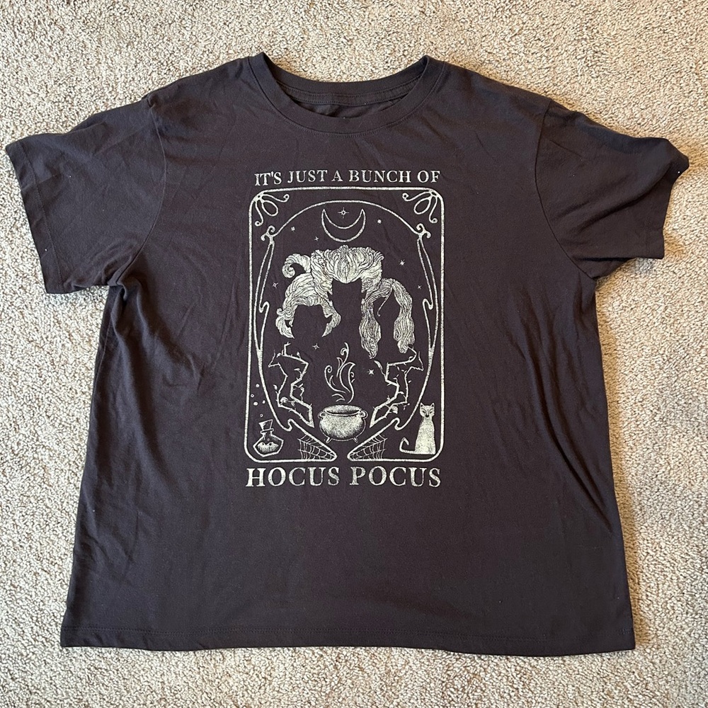 Women’s Hocus Pocus T-shirt